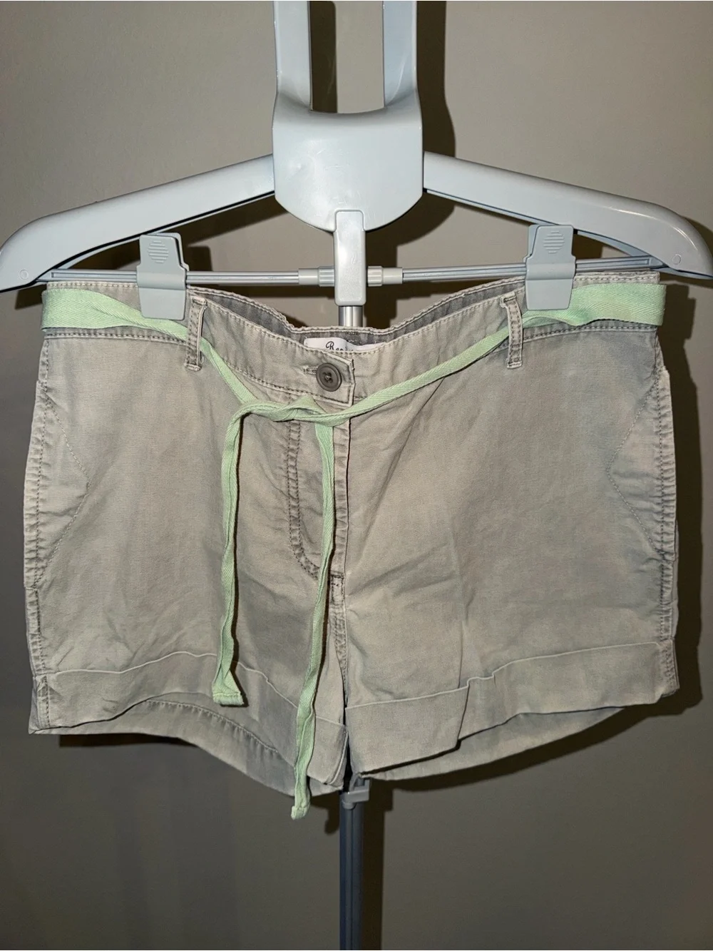 Paul & Joe Sister Rendezvous Casual Beige Women's khaki cuffed Shorts